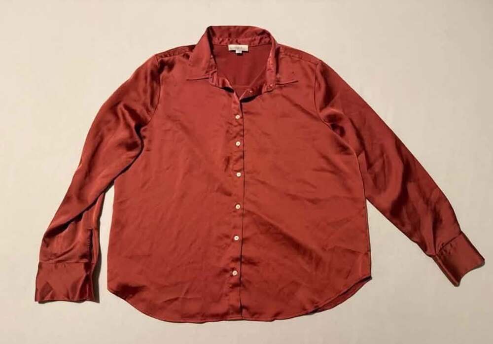 Loft Satin Feel Women’s Size Large Button Down Shirt Mauve Long Sleeve